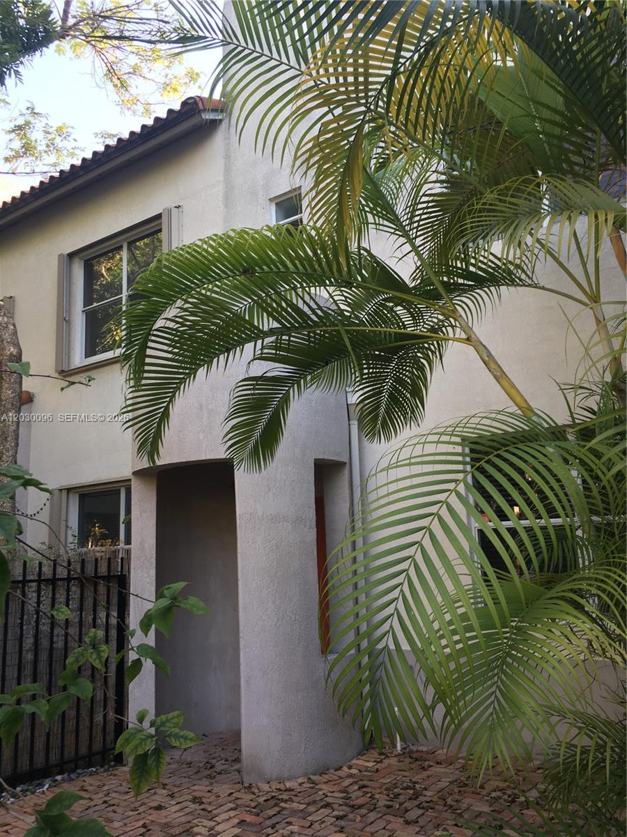 PROVENCE VILLAGE IN THE G - Residential Lease