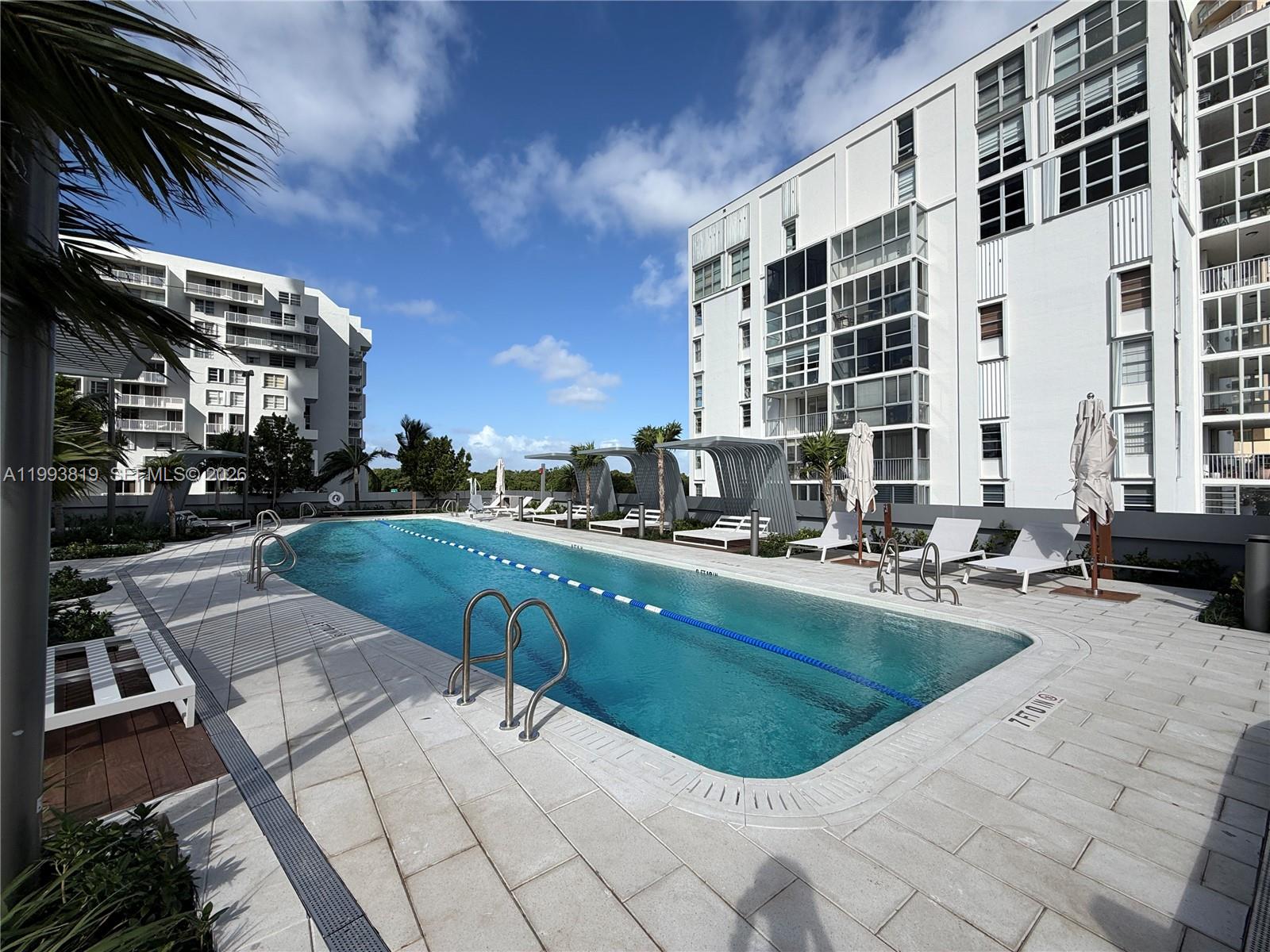 UNA Residences - Residential