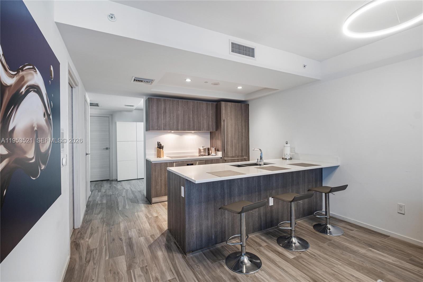 801 SMA RESIDENCES CONDO - Residential Lease