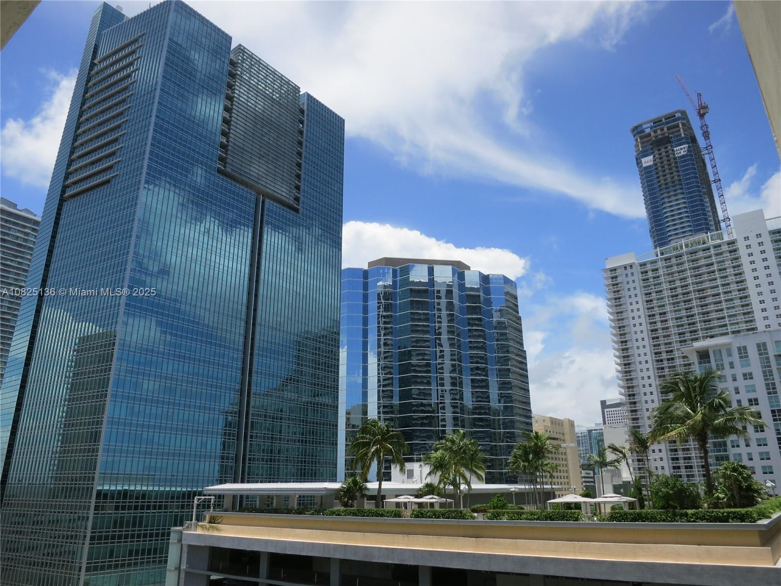 THE SAIL - Residential