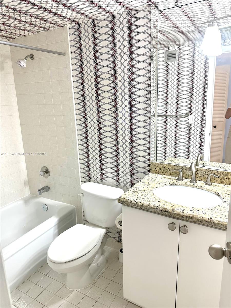 OLYMPUS CONDO PHASE - Residential Lease