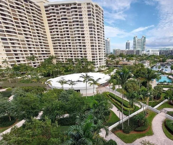 OLYMPUS CONDO PHASE - Residential Lease