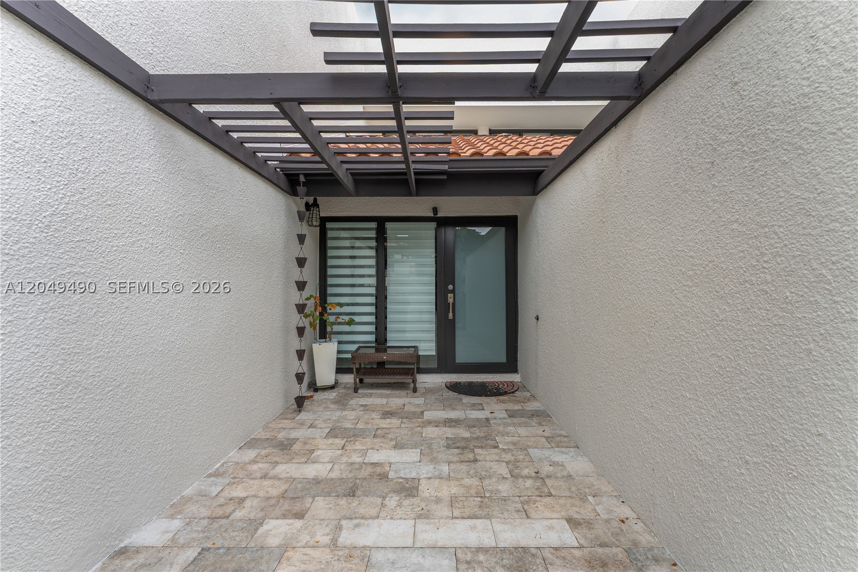 DADELAND WALK - Residential
