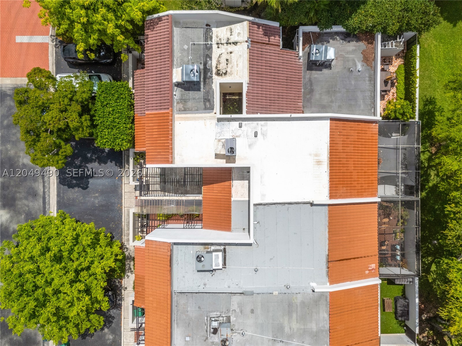 DADELAND WALK - Residential