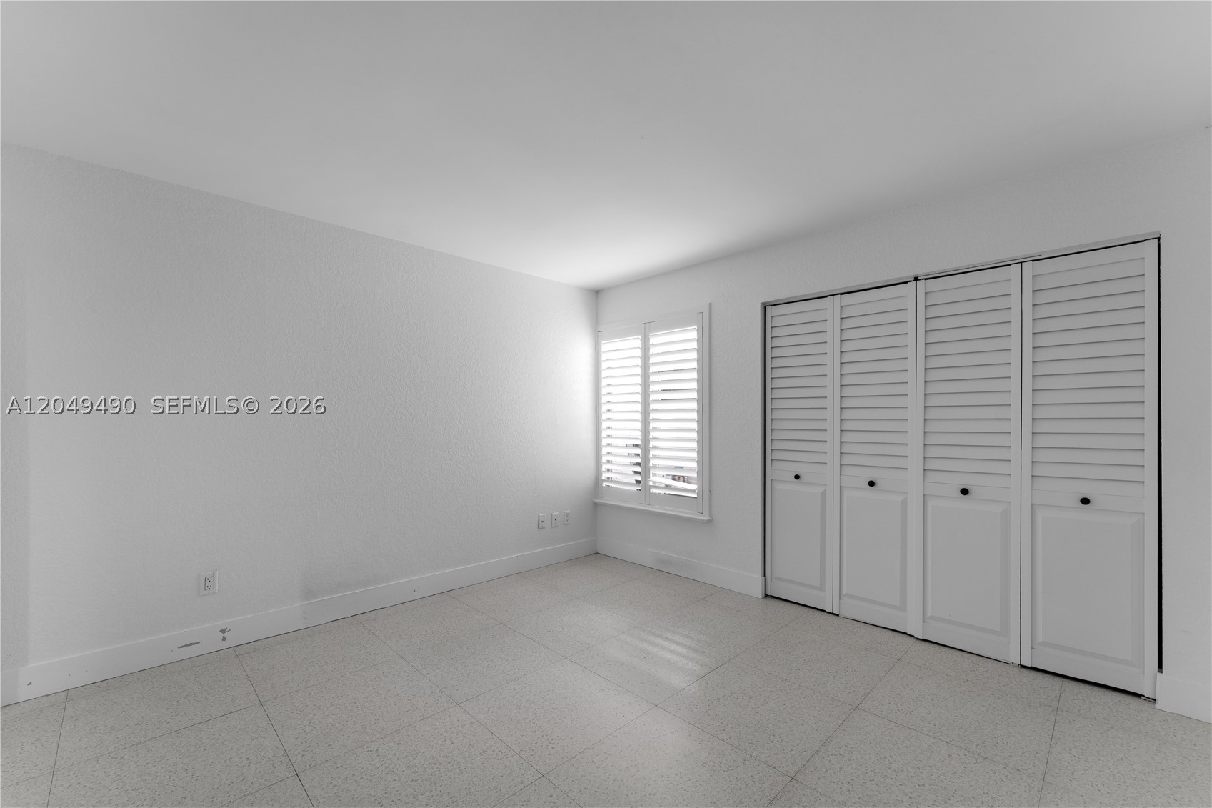 DADELAND WALK - Residential