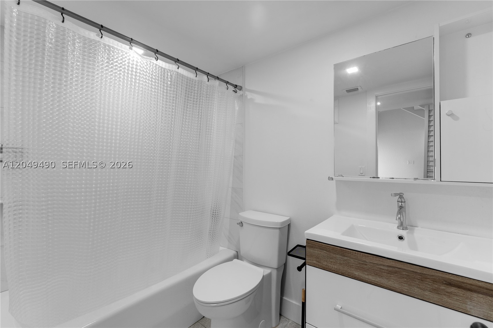 DADELAND WALK - Residential