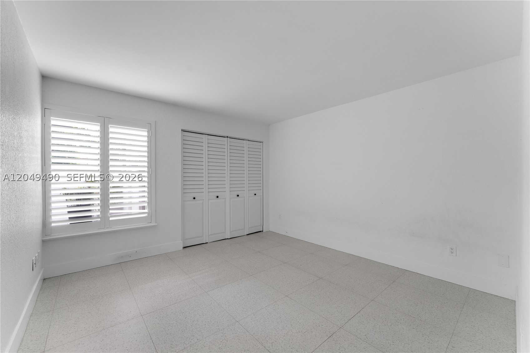 DADELAND WALK - Residential