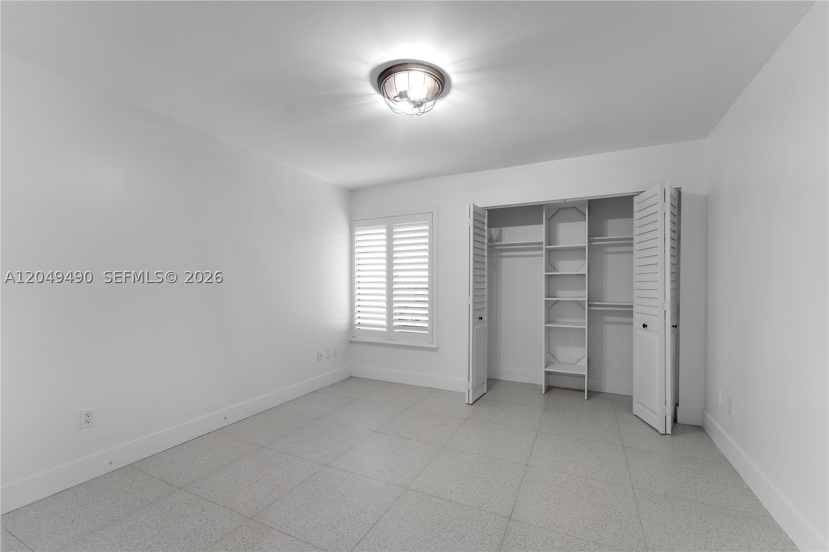 DADELAND WALK - Residential