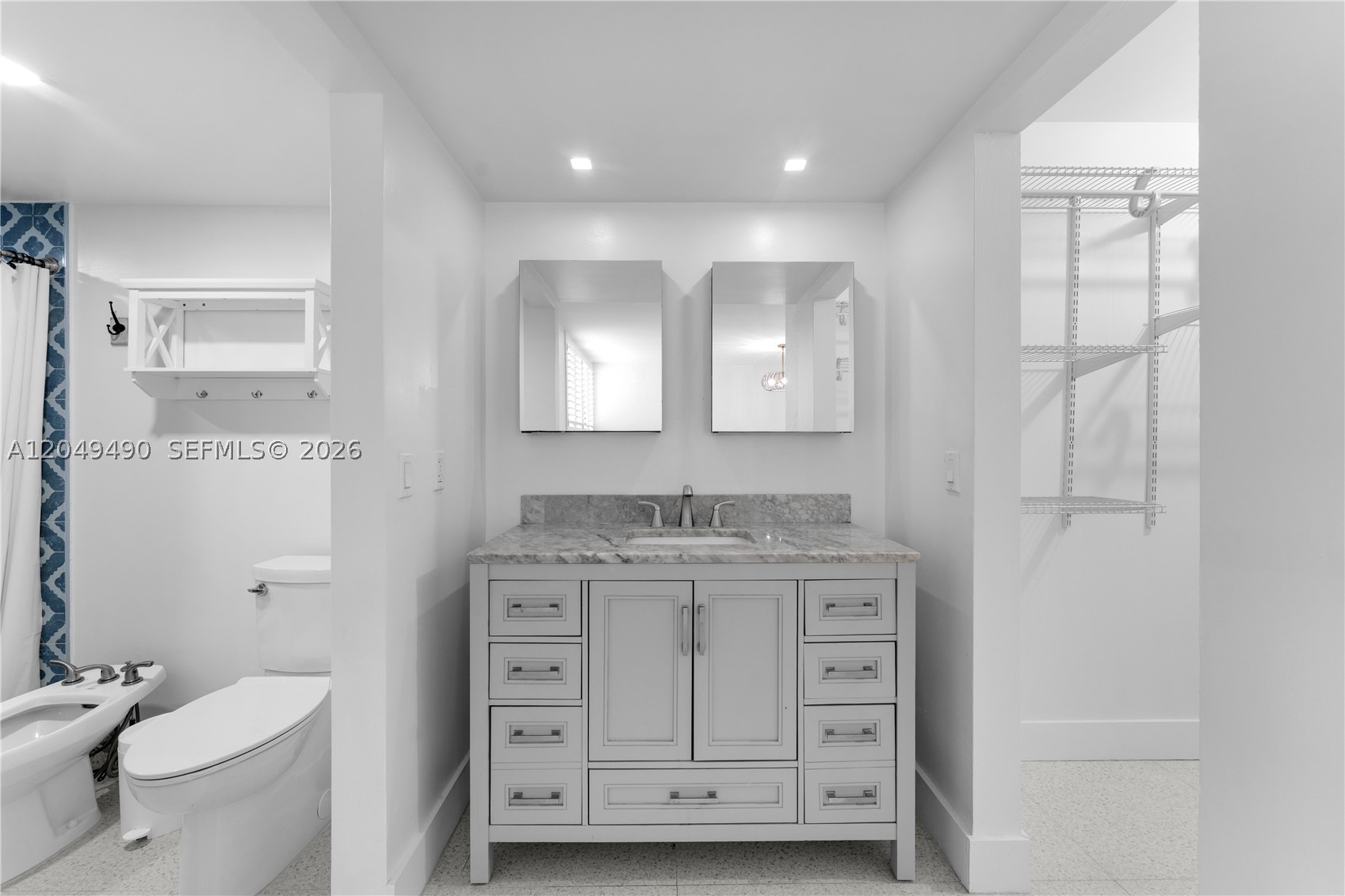 DADELAND WALK - Residential