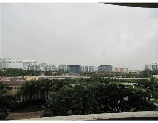 TURNBERRY ON THE GREEN CO - Residential Lease