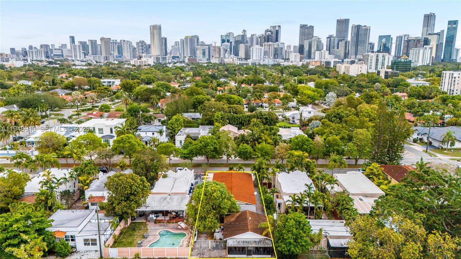 BRICKELL HAMMOCK UNIT NO - Residential