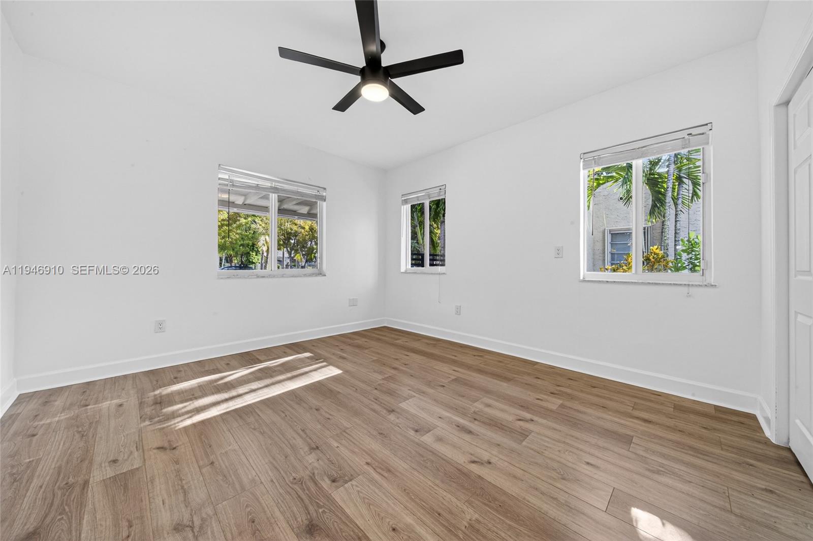 BRICKELL HAMMOCK UNIT NO - Residential