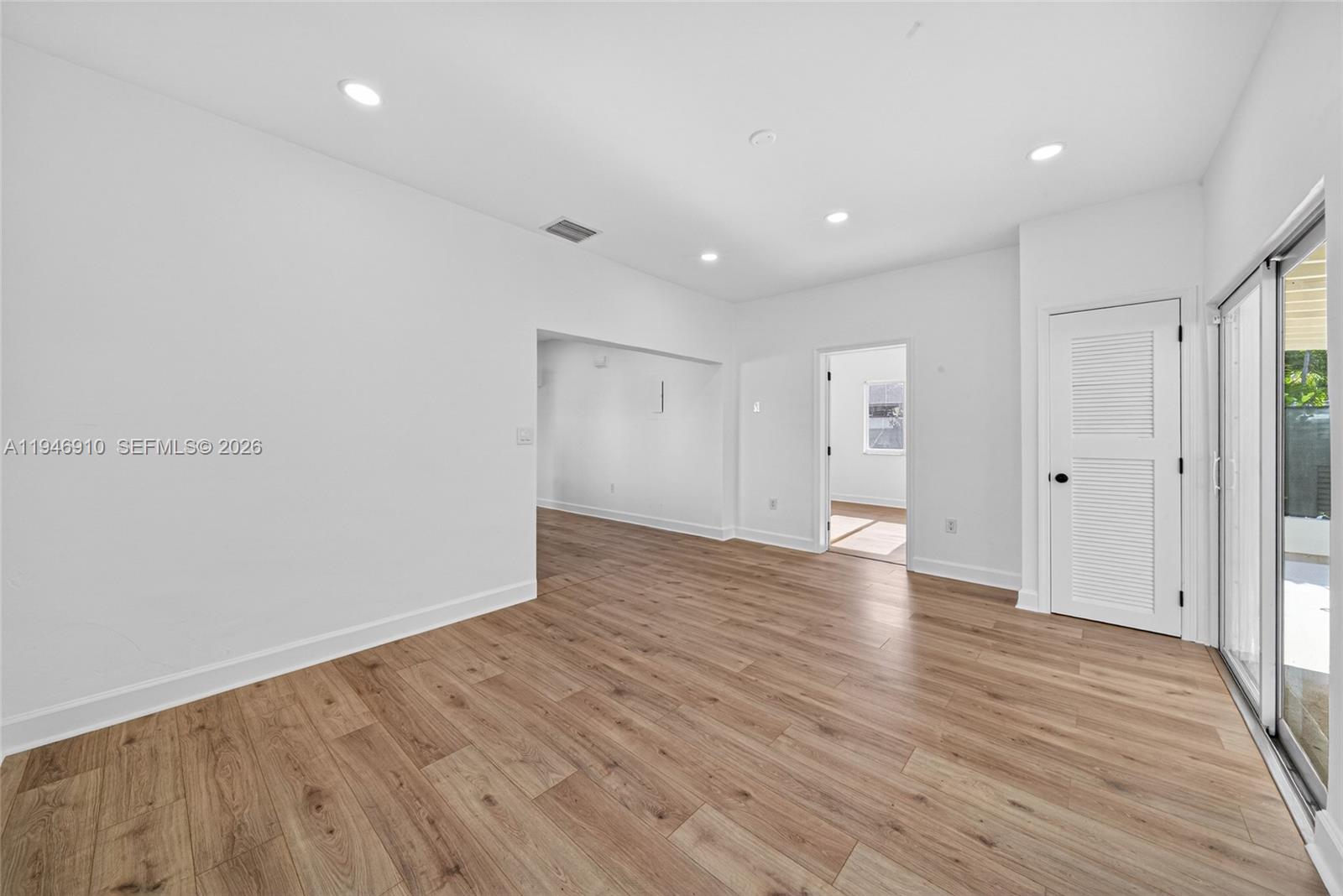 BRICKELL HAMMOCK UNIT NO - Residential