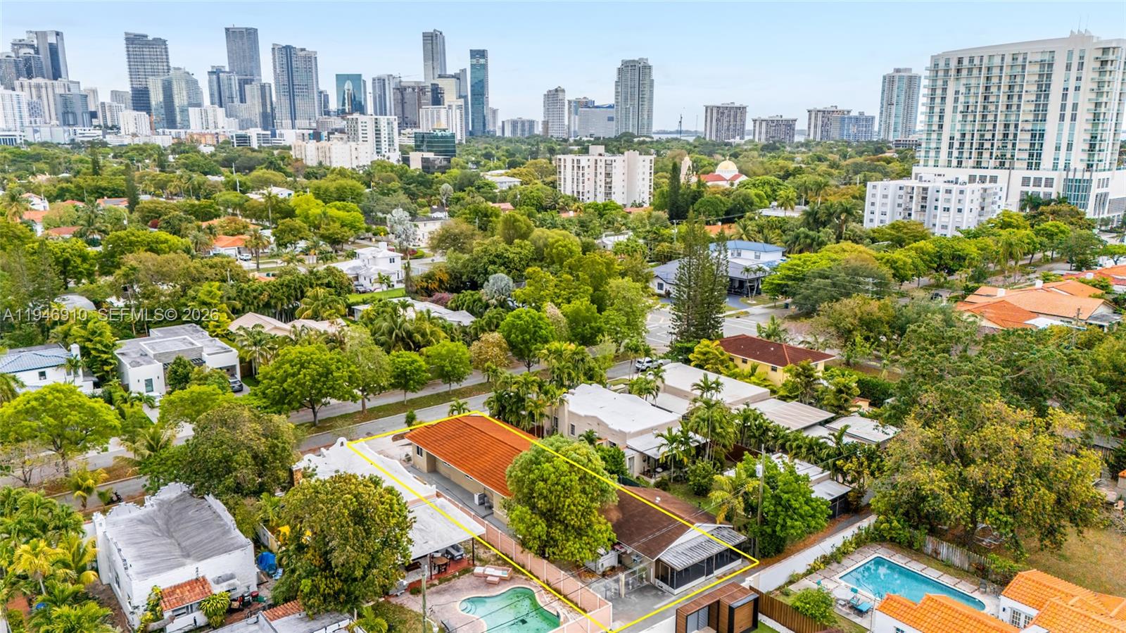 BRICKELL HAMMOCK UNIT NO - Residential