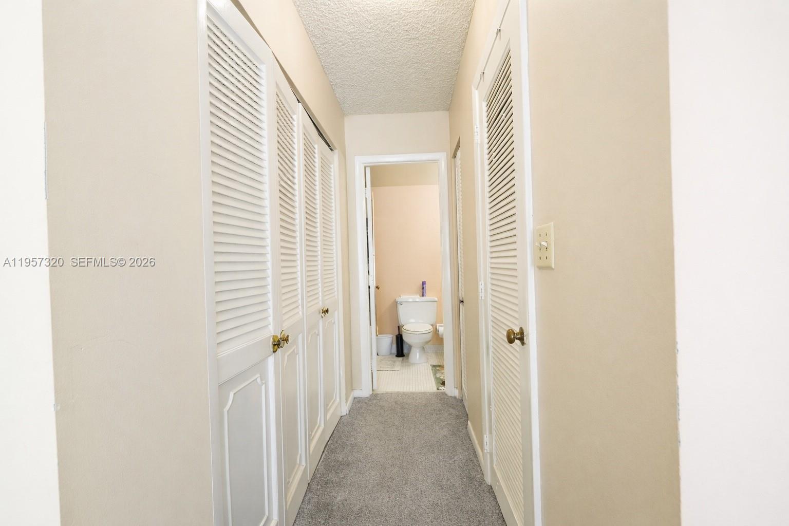 HALLMARK OF HOLLYWOOD CON - Residential