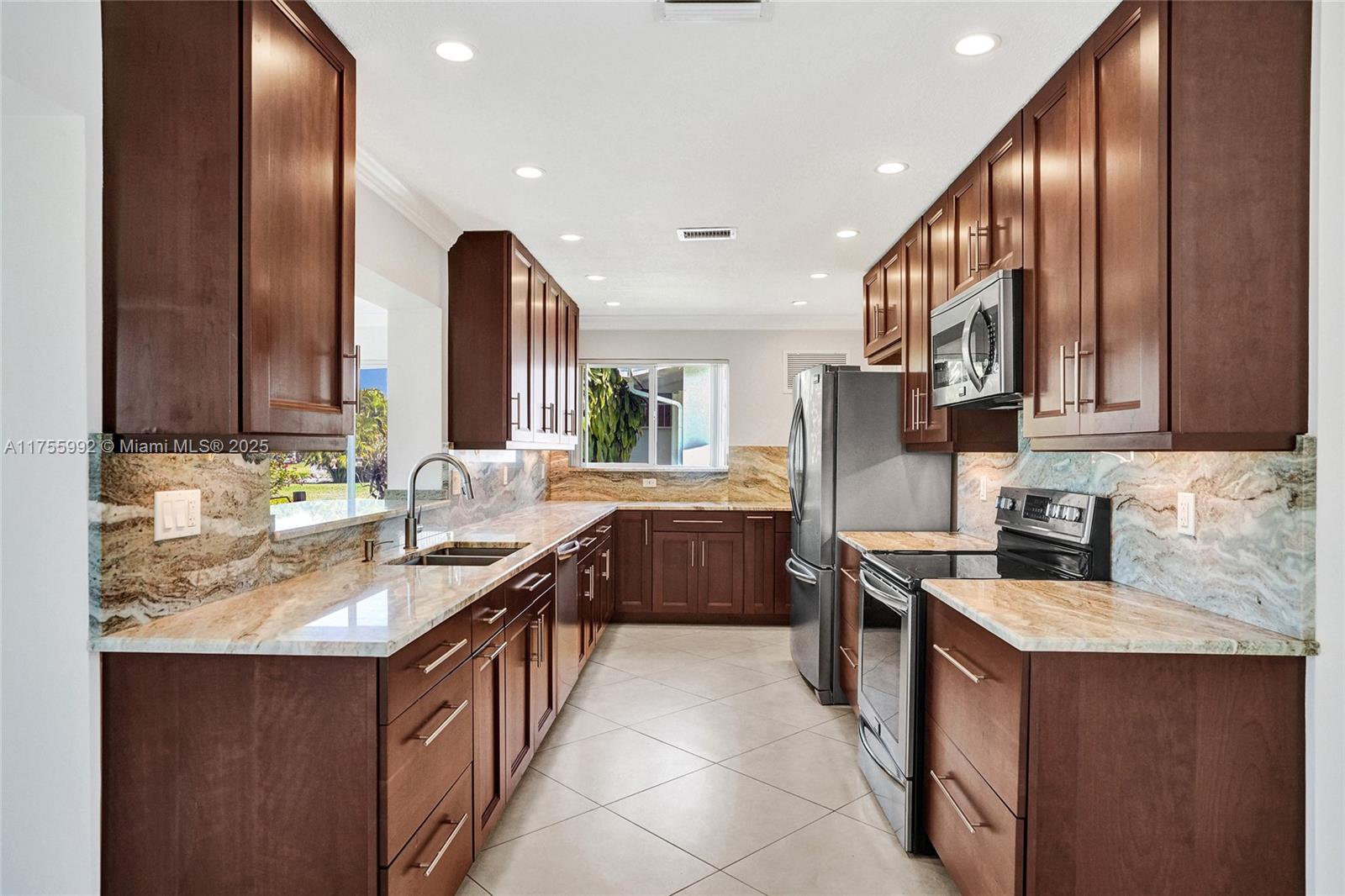 TAMARAC LAKES SOUTH - Residential