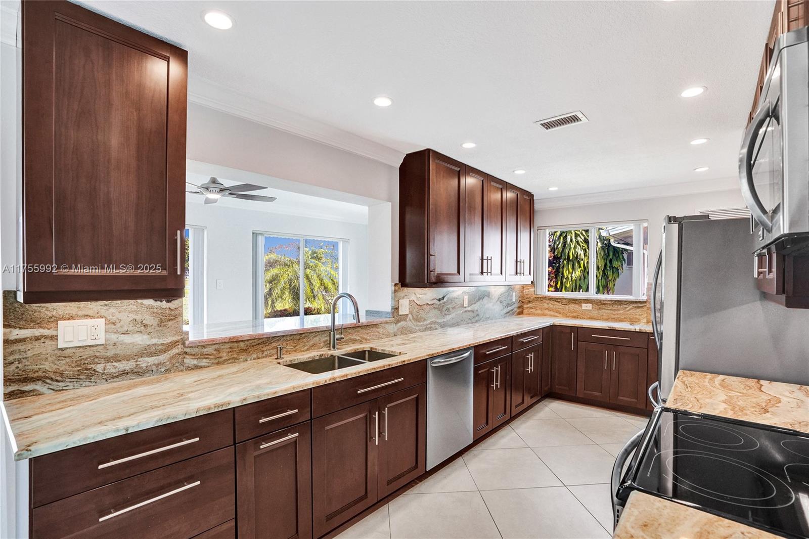 TAMARAC LAKES SOUTH - Residential