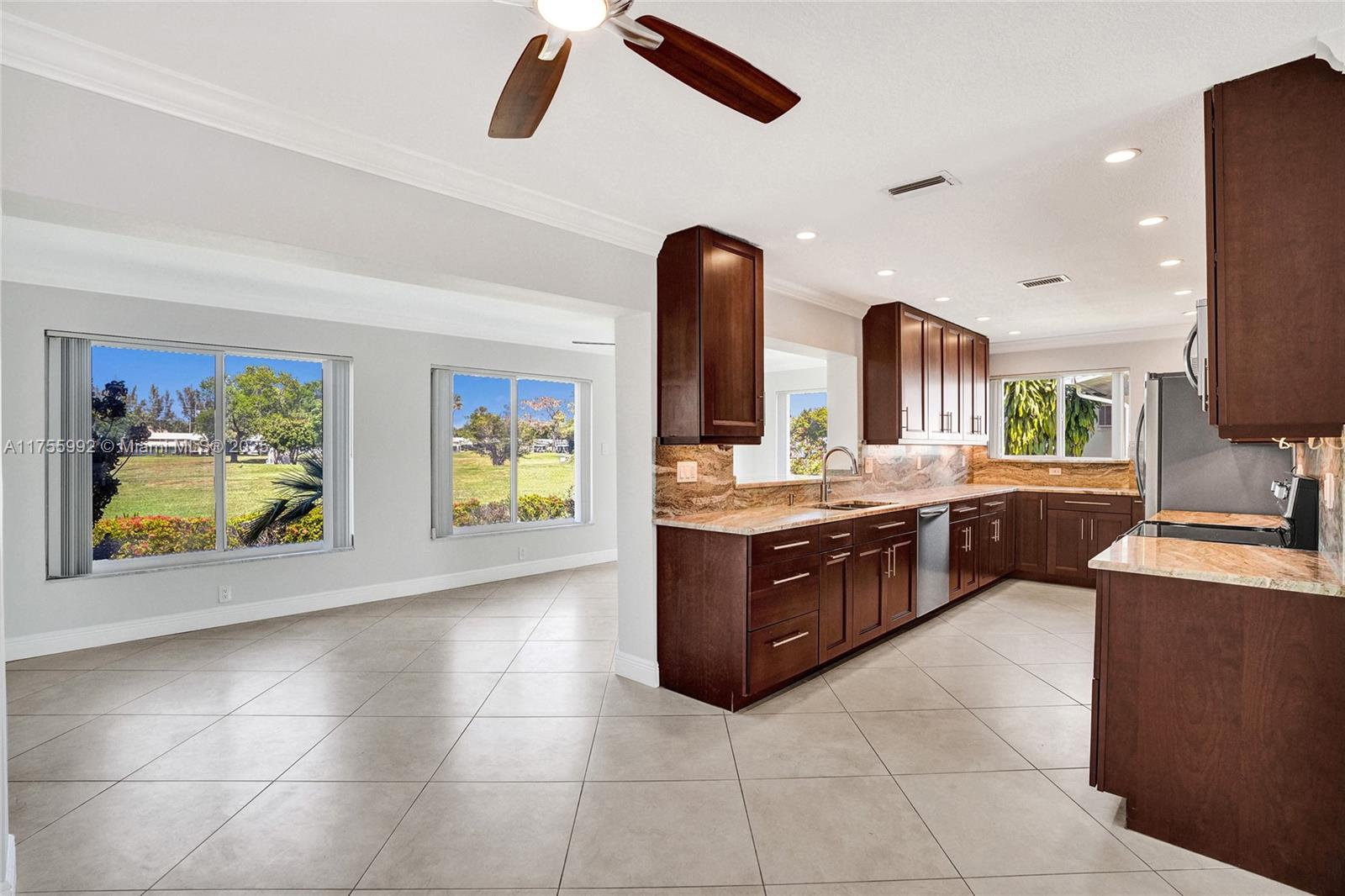 TAMARAC LAKES SOUTH - Residential