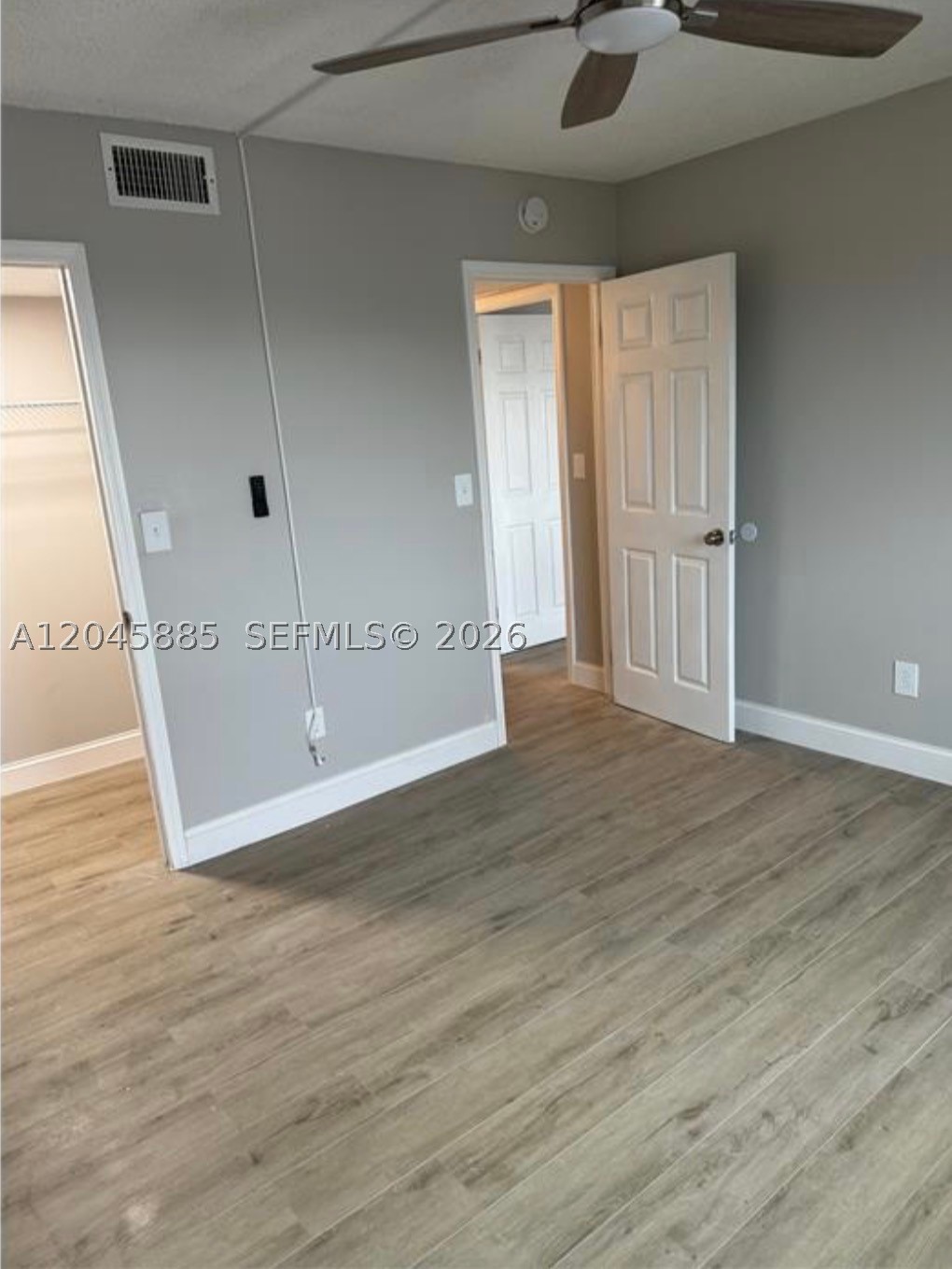 NARANJA LAKES CONDO NO 5 - Residential