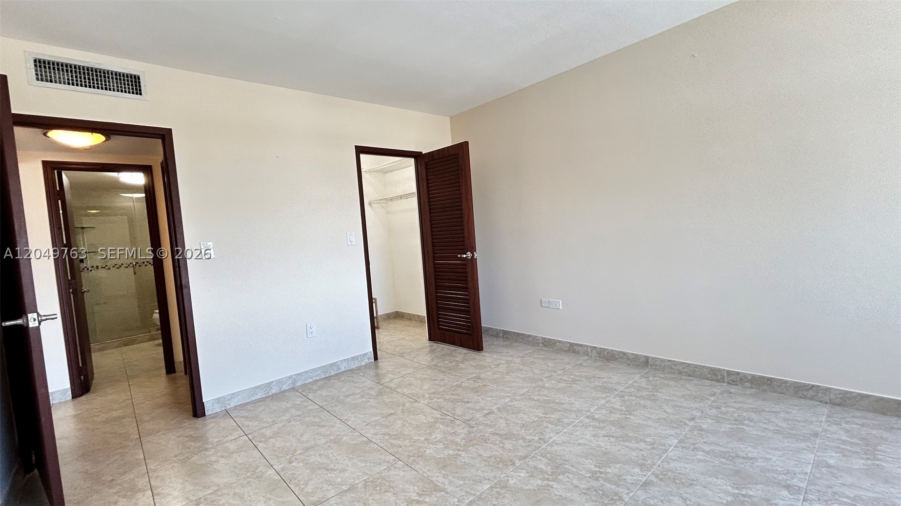 TRITON TOWER CONDO - Residential Lease