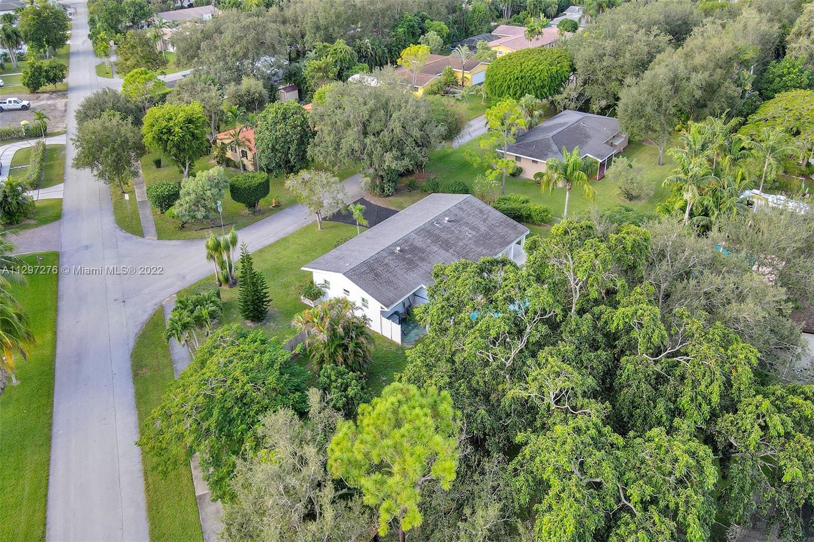 KENDALWOOD ESTATES - Residential