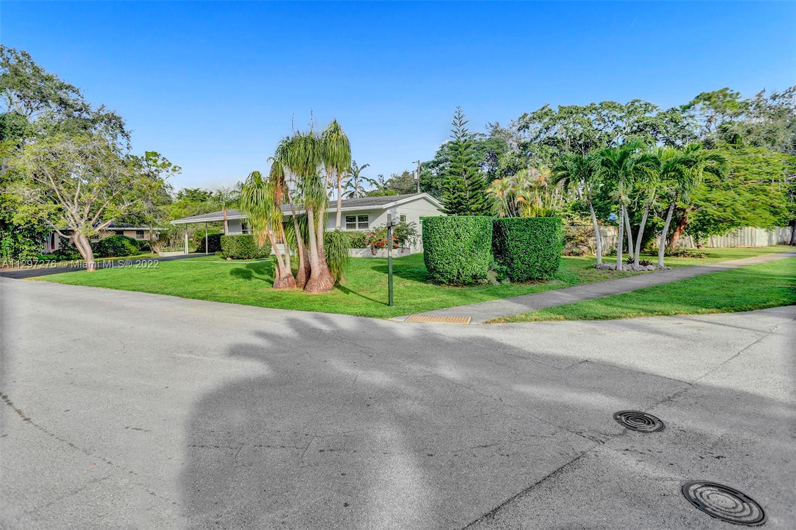 KENDALWOOD ESTATES - Residential