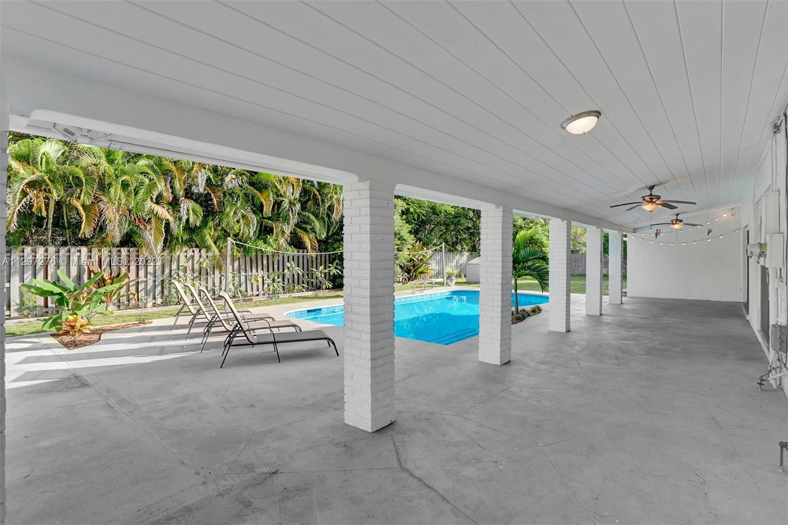 KENDALWOOD ESTATES - Residential