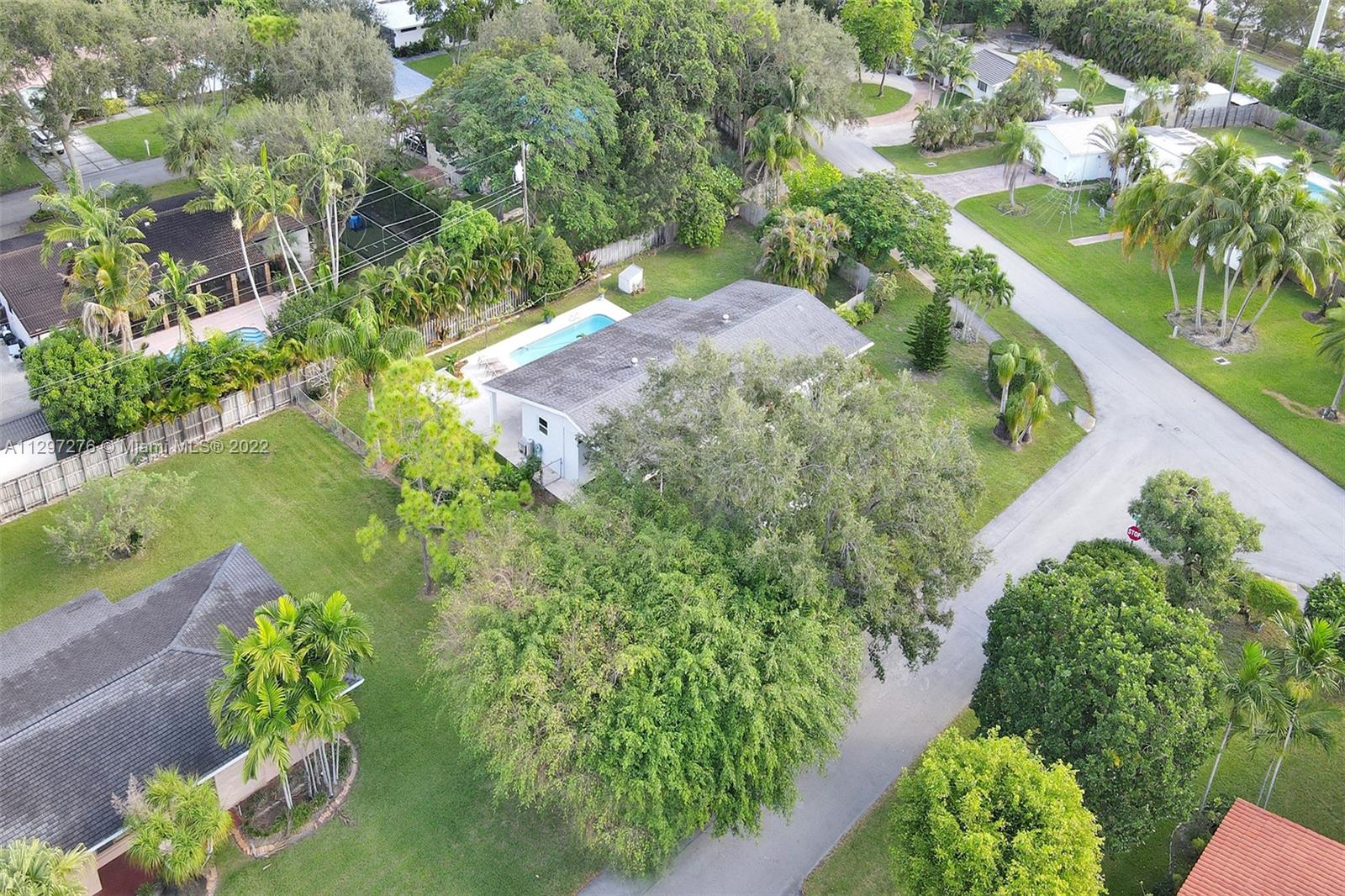 KENDALWOOD ESTATES - Residential