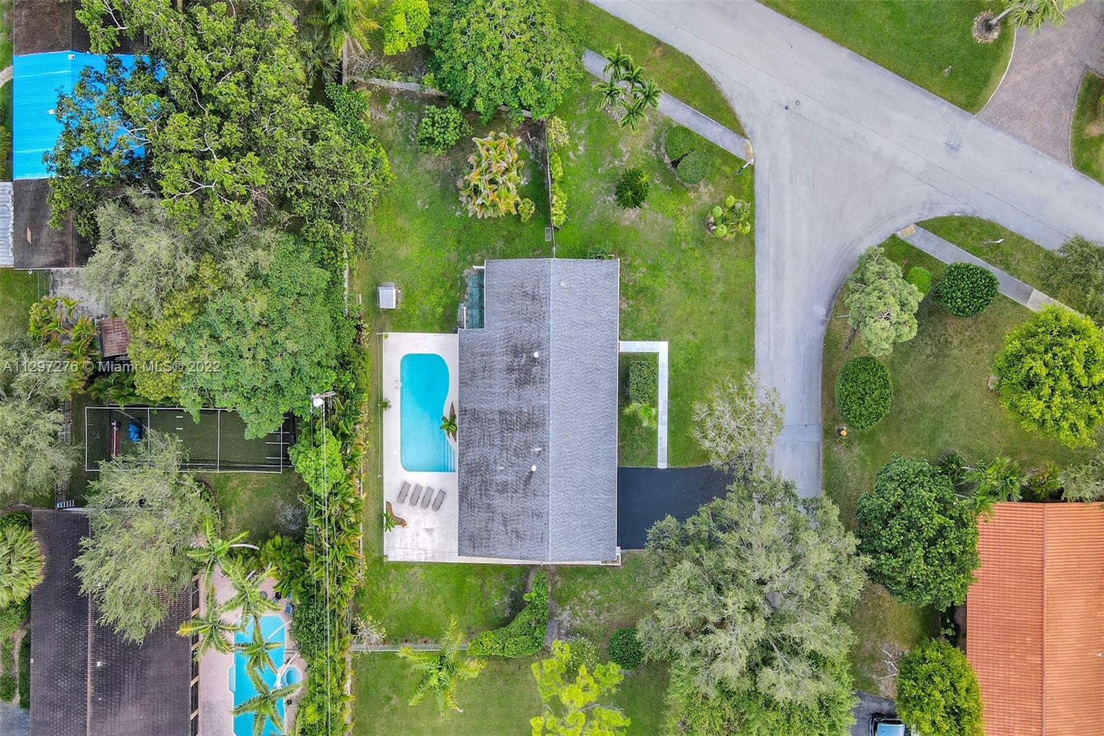 KENDALWOOD ESTATES - Residential