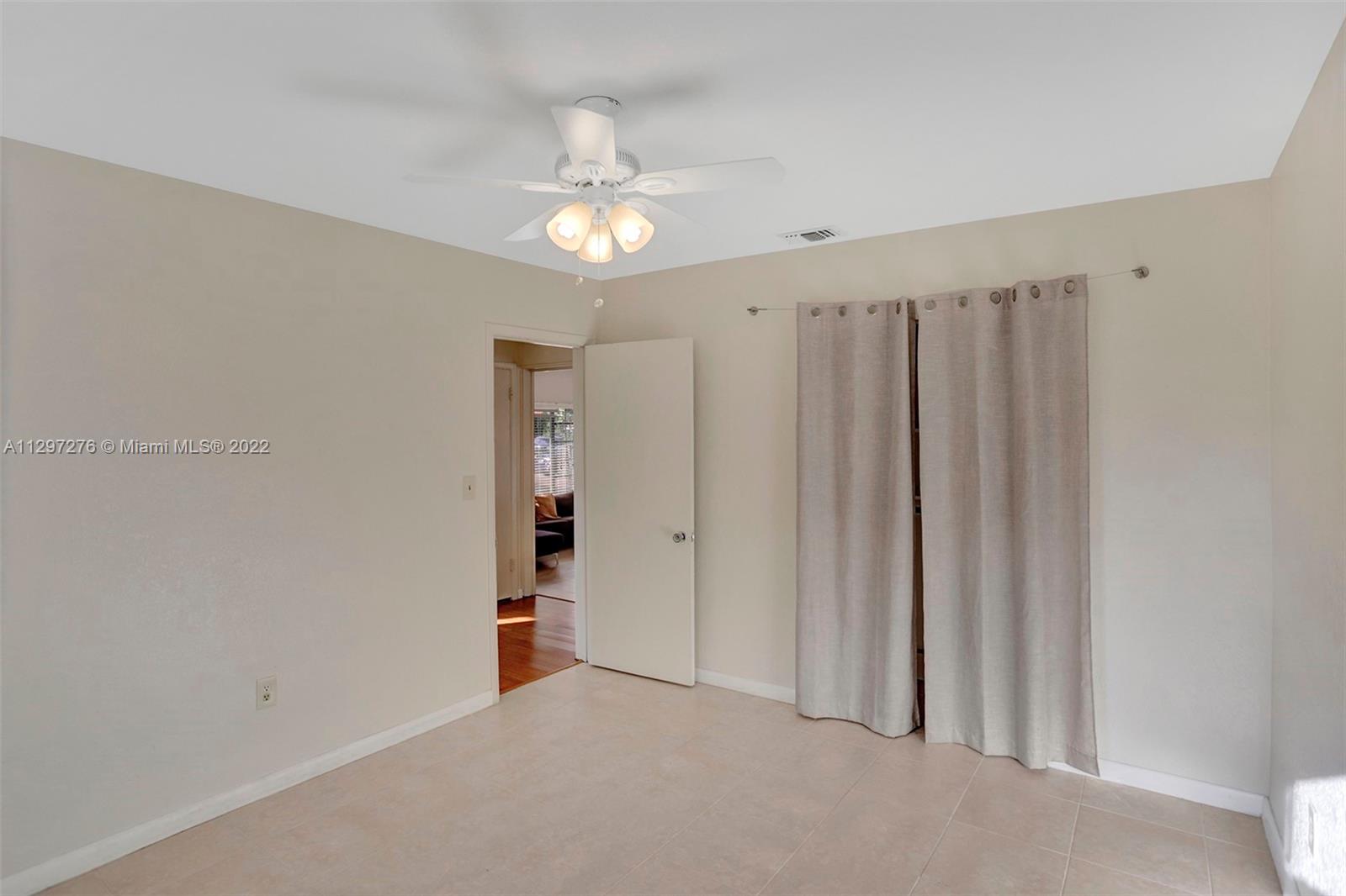 KENDALWOOD ESTATES - Residential