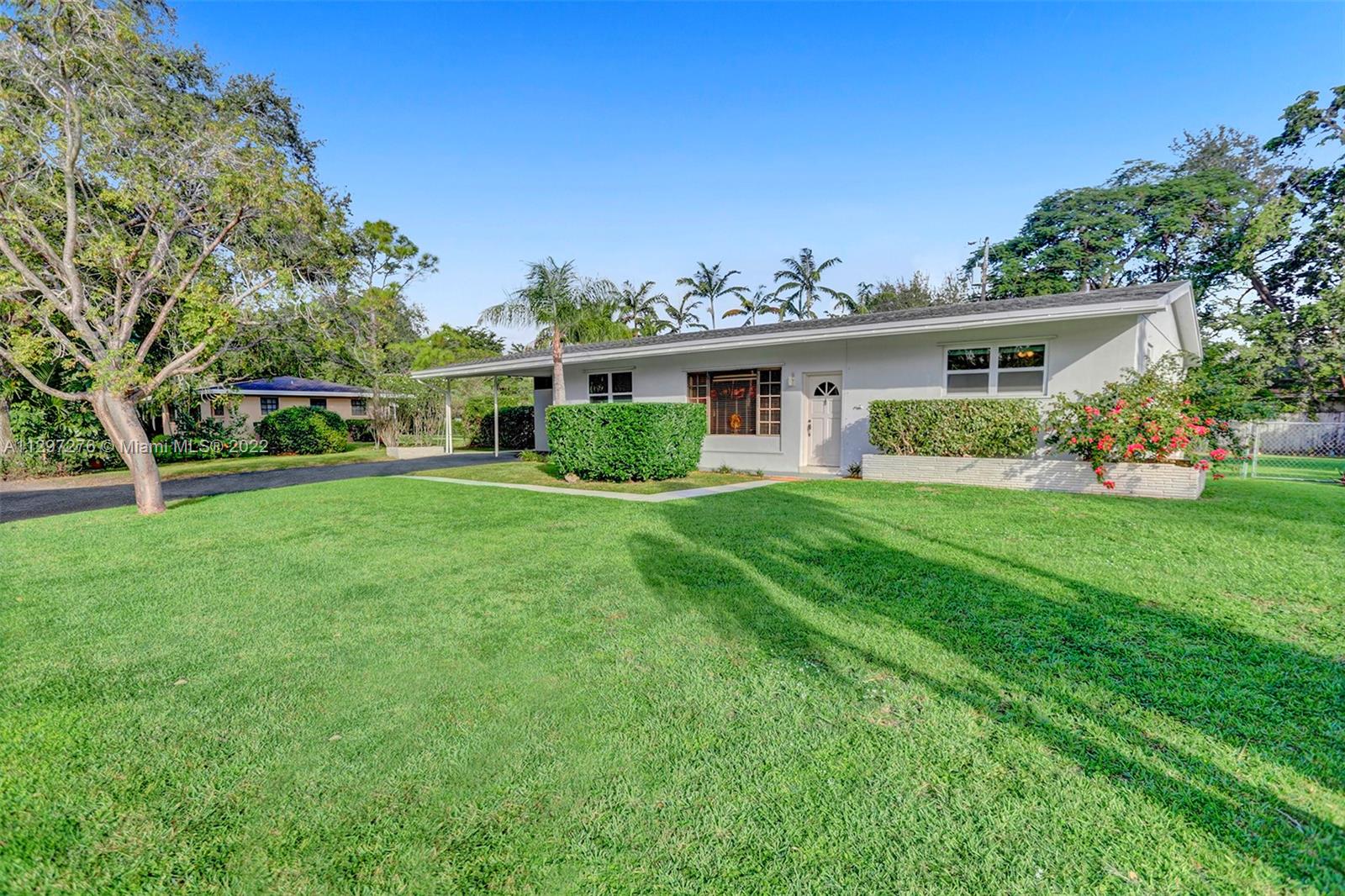 KENDALWOOD ESTATES - Residential