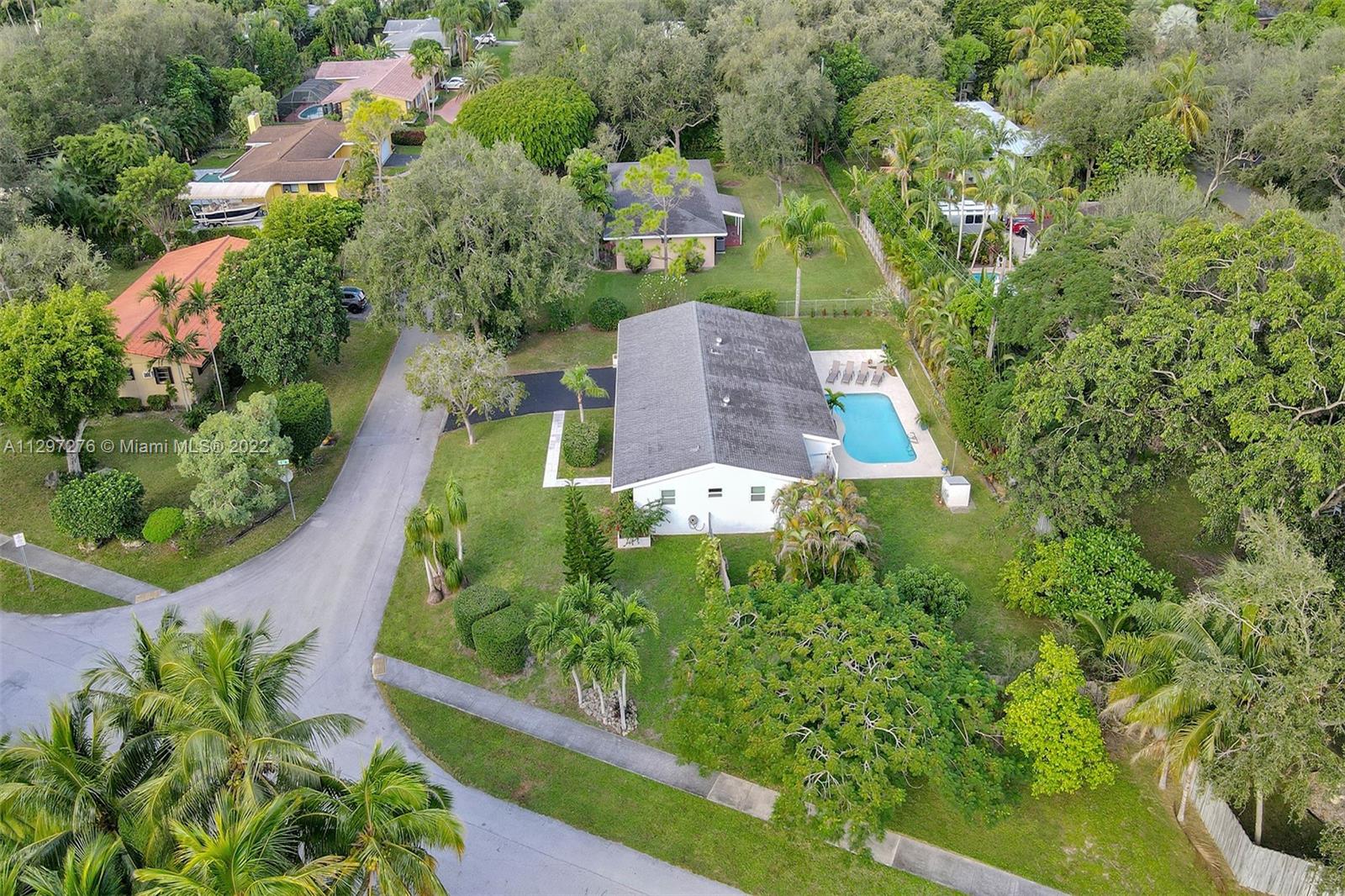 KENDALWOOD ESTATES - Residential