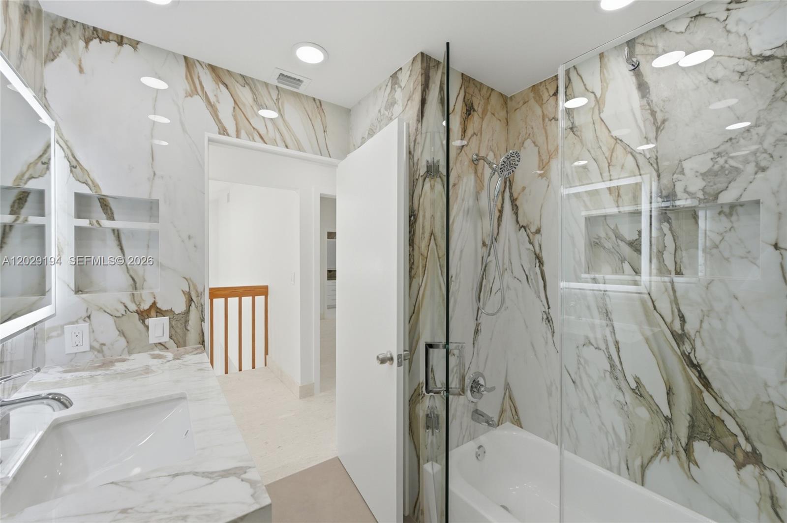 TIMBERWALK 2 SEC 6 - Residential Lease