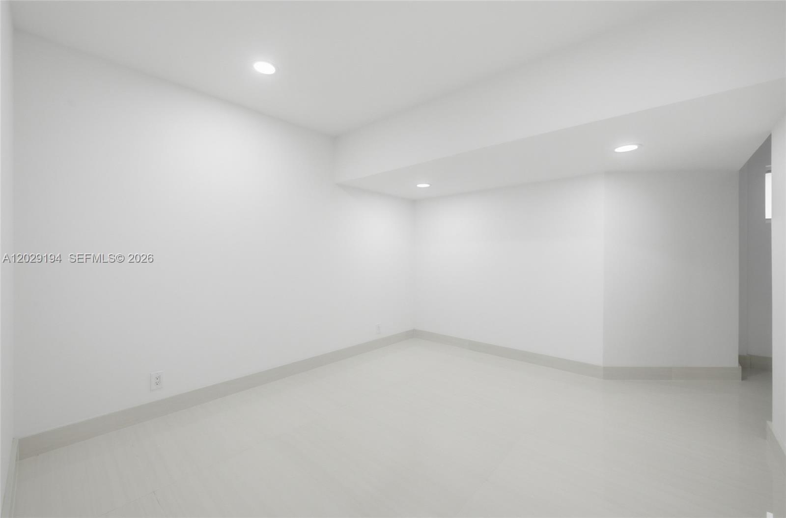 TIMBERWALK 2 SEC 6 - Residential Lease