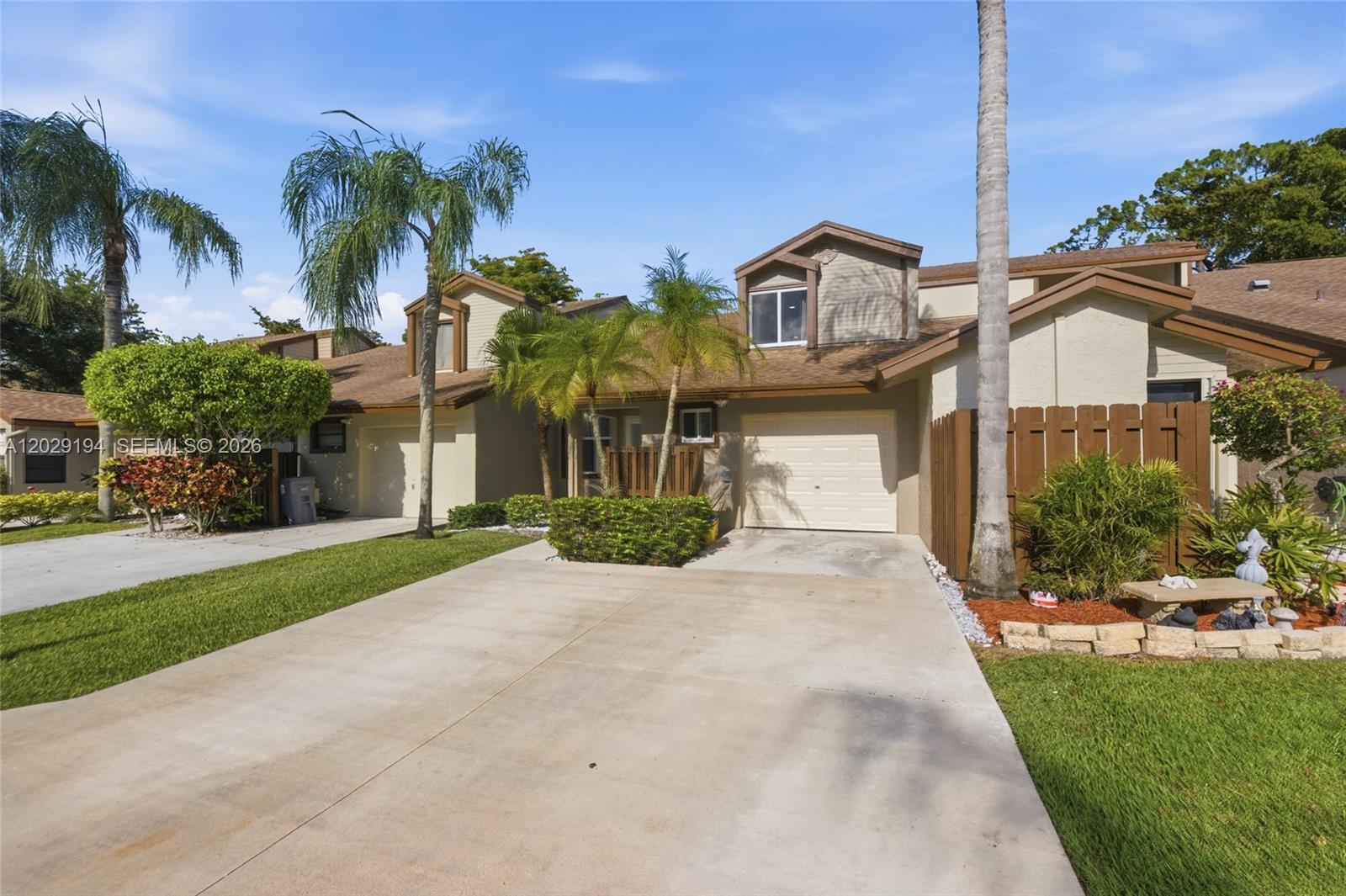 TIMBERWALK 2 SEC 6 - Residential Lease