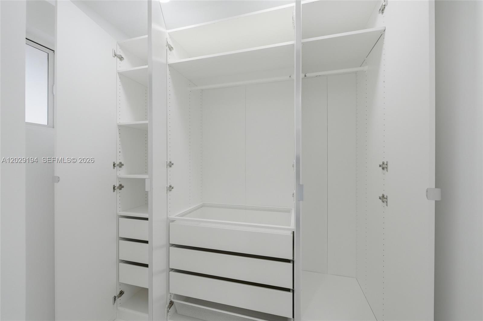 TIMBERWALK 2 SEC 6 - Residential Lease