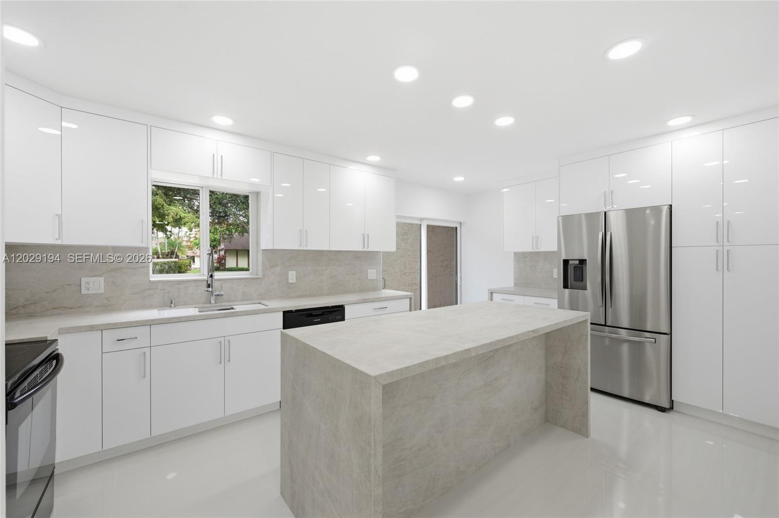 TIMBERWALK 2 SEC 6 - Residential Lease