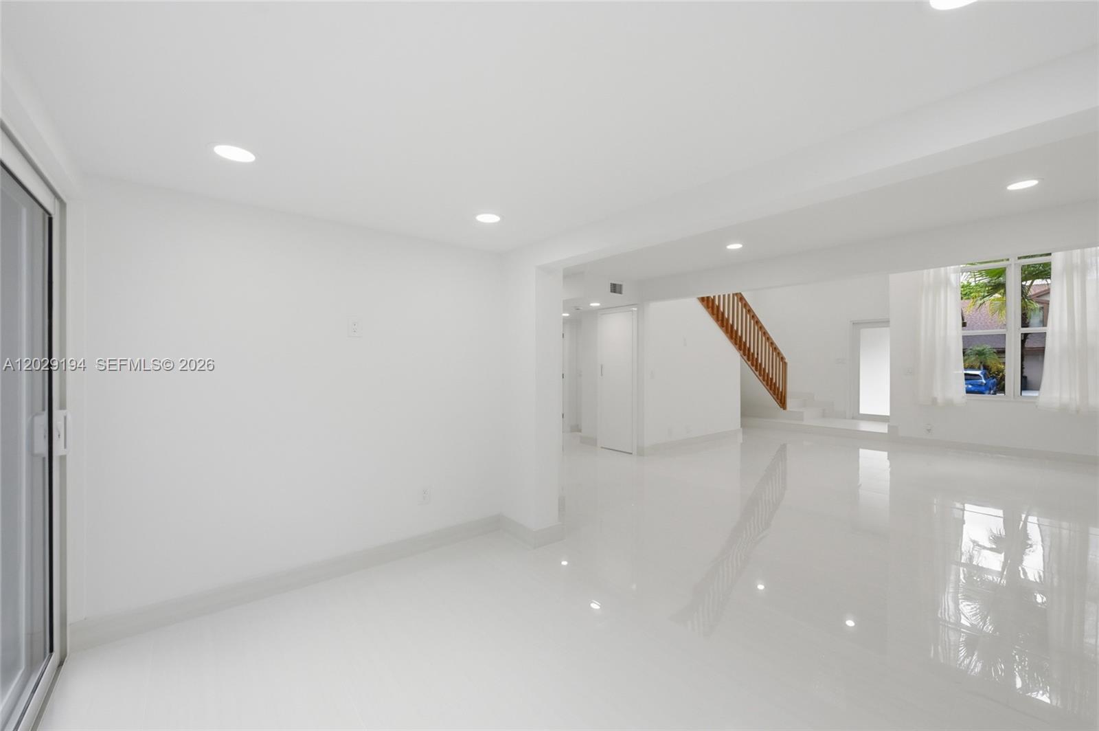 TIMBERWALK 2 SEC 6 - Residential Lease