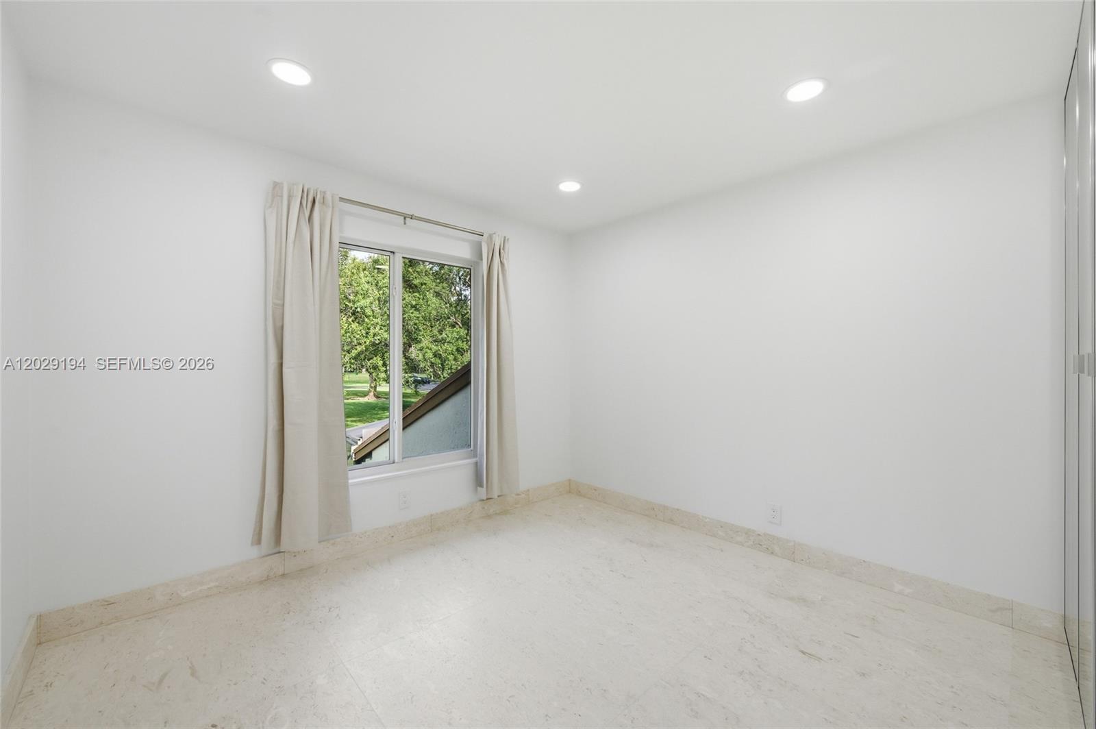 TIMBERWALK 2 SEC 6 - Residential Lease