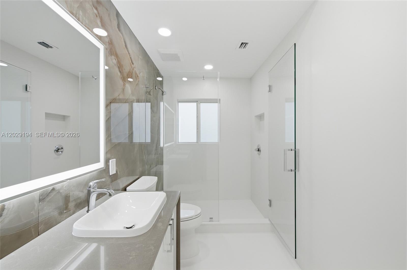TIMBERWALK 2 SEC 6 - Residential Lease