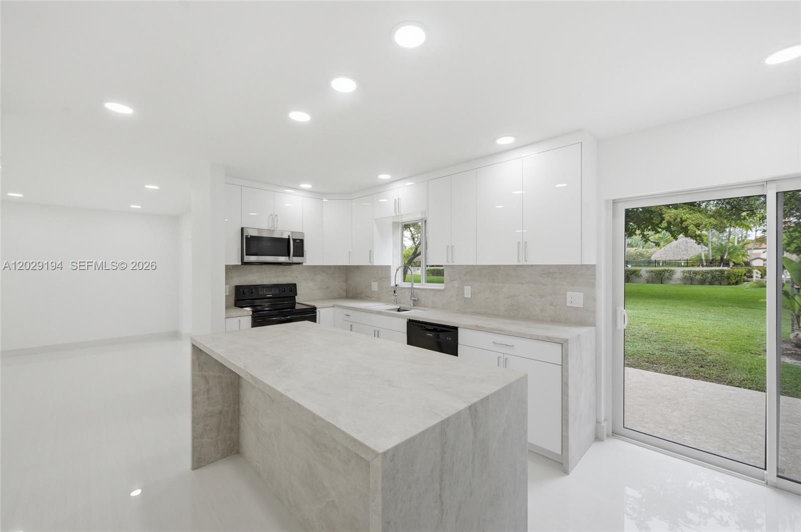 TIMBERWALK 2 SEC 6 - Residential Lease
