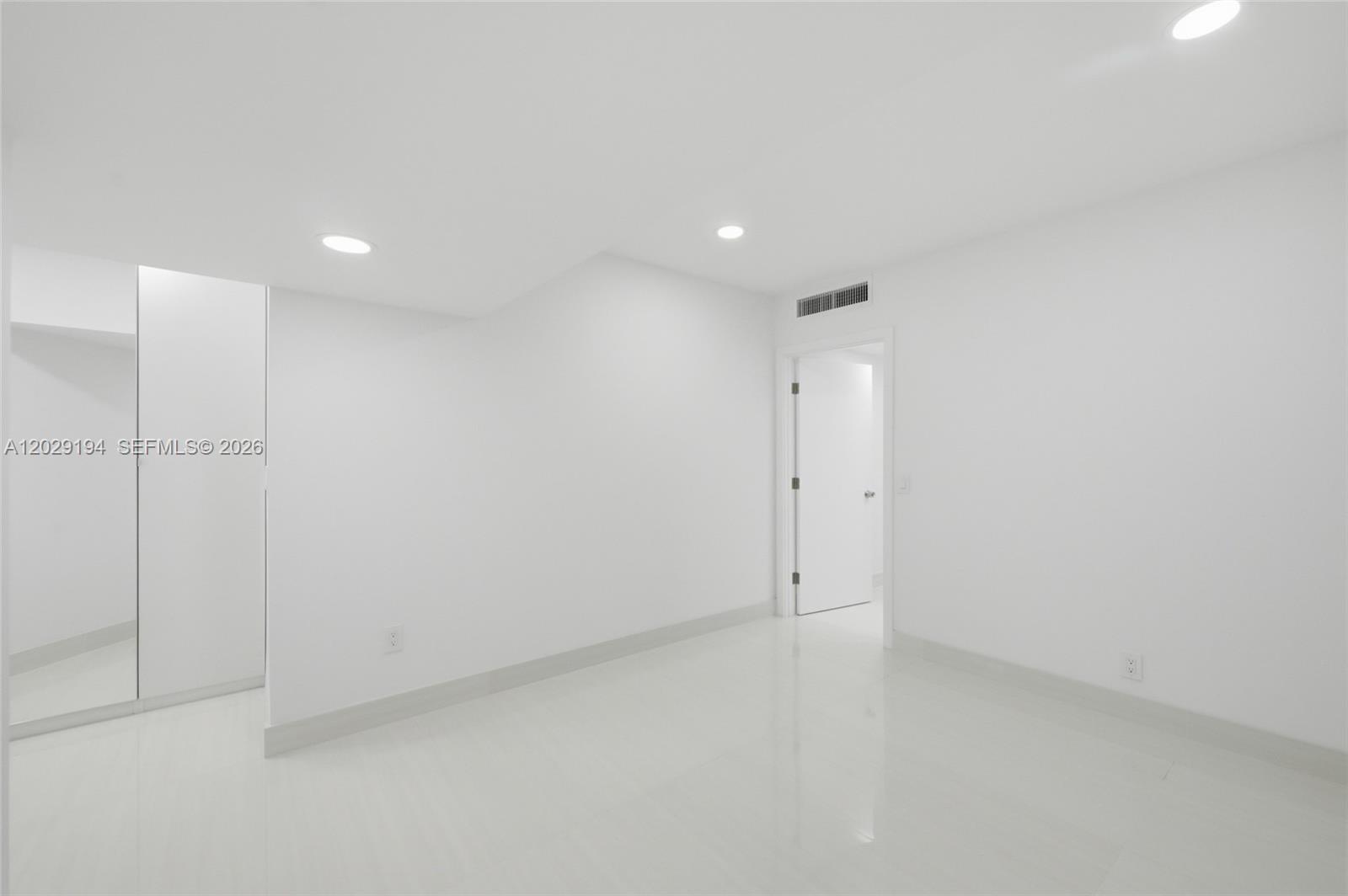 TIMBERWALK 2 SEC 6 - Residential Lease