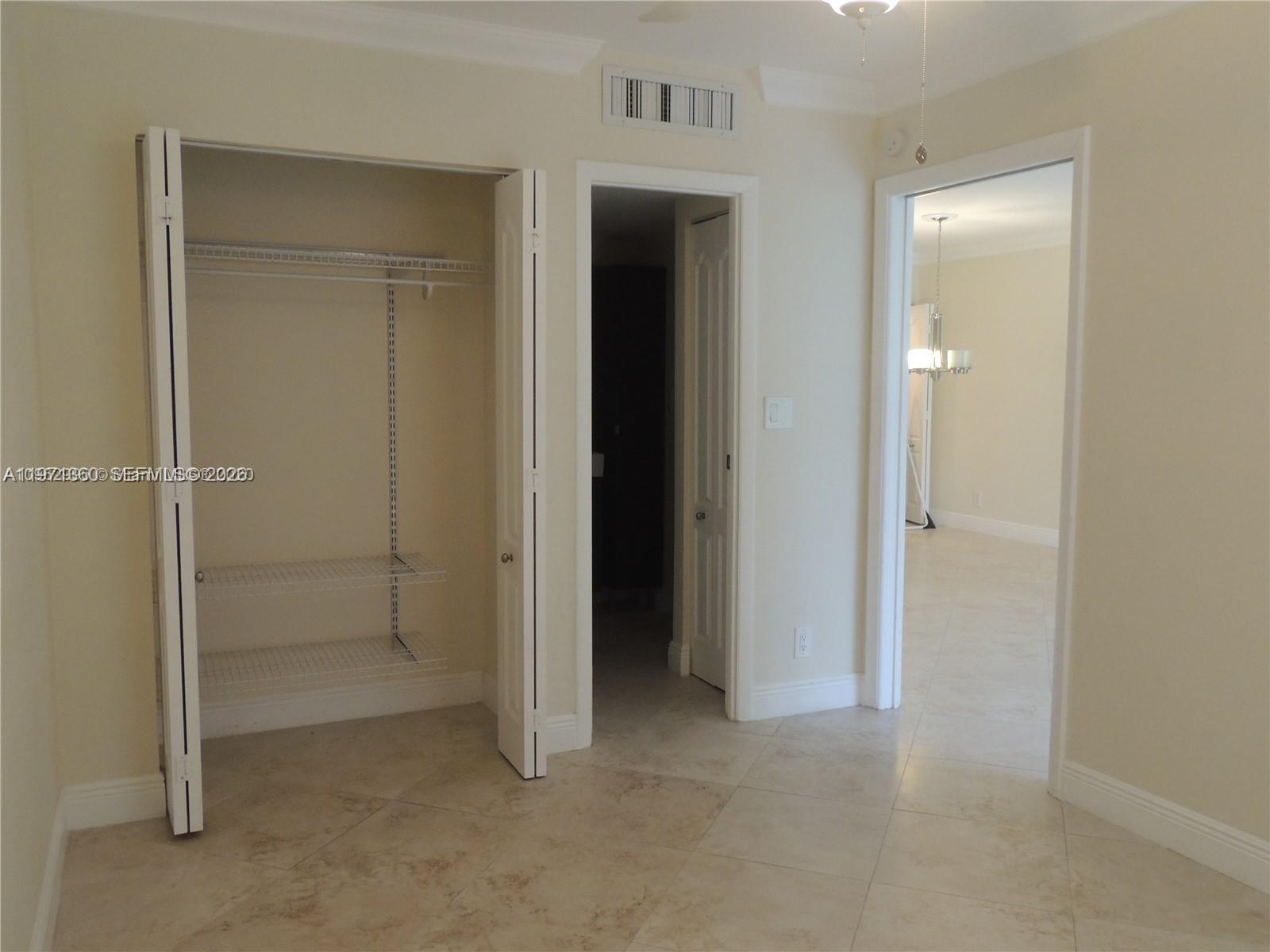 BRAVURA II CONDO - Residential