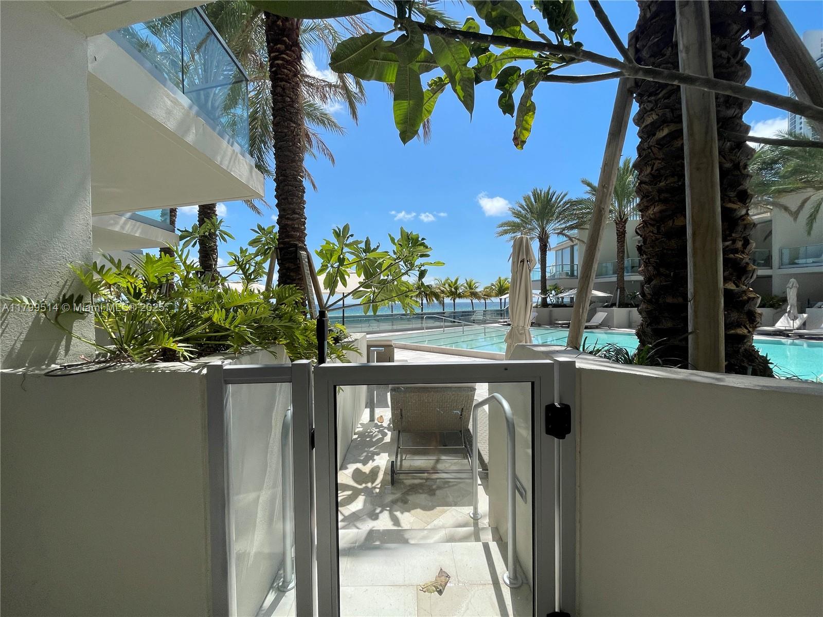 Turnberry Ocean Club - Residential