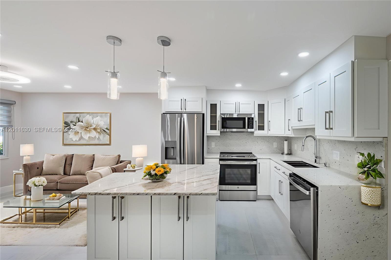 UPMINSTER E CONDO - Residential