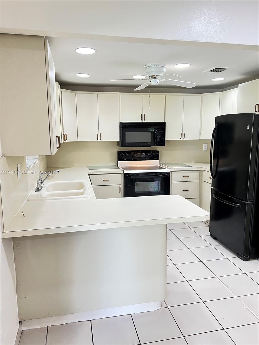 HEFTLER HOMES SUNSET PARK - Residential