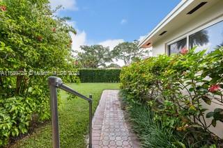 HEFTLER HOMES SUNSET PARK - Residential