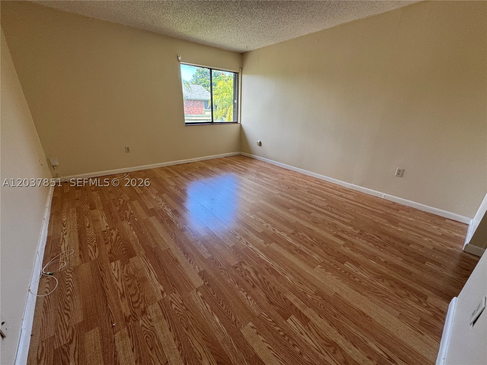 LAKES BY THE BAY SEC 2 - Residential Lease