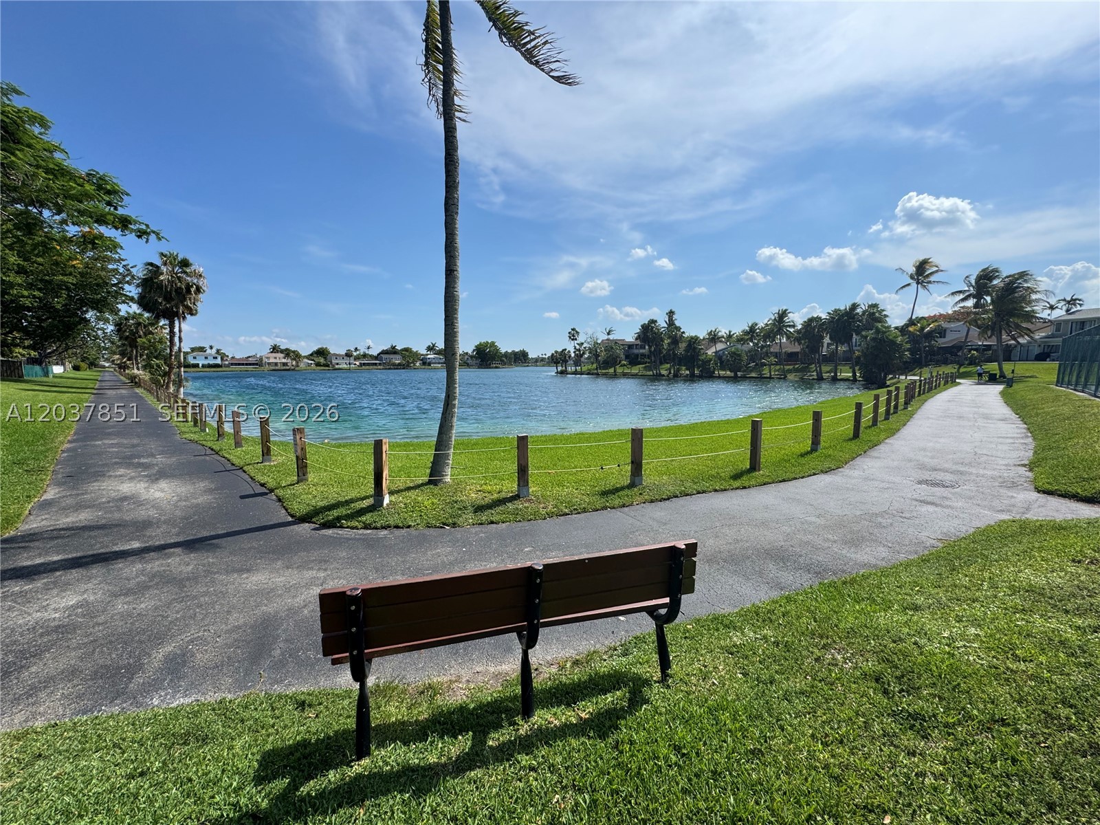 LAKES BY THE BAY SEC 2 - Residential Lease