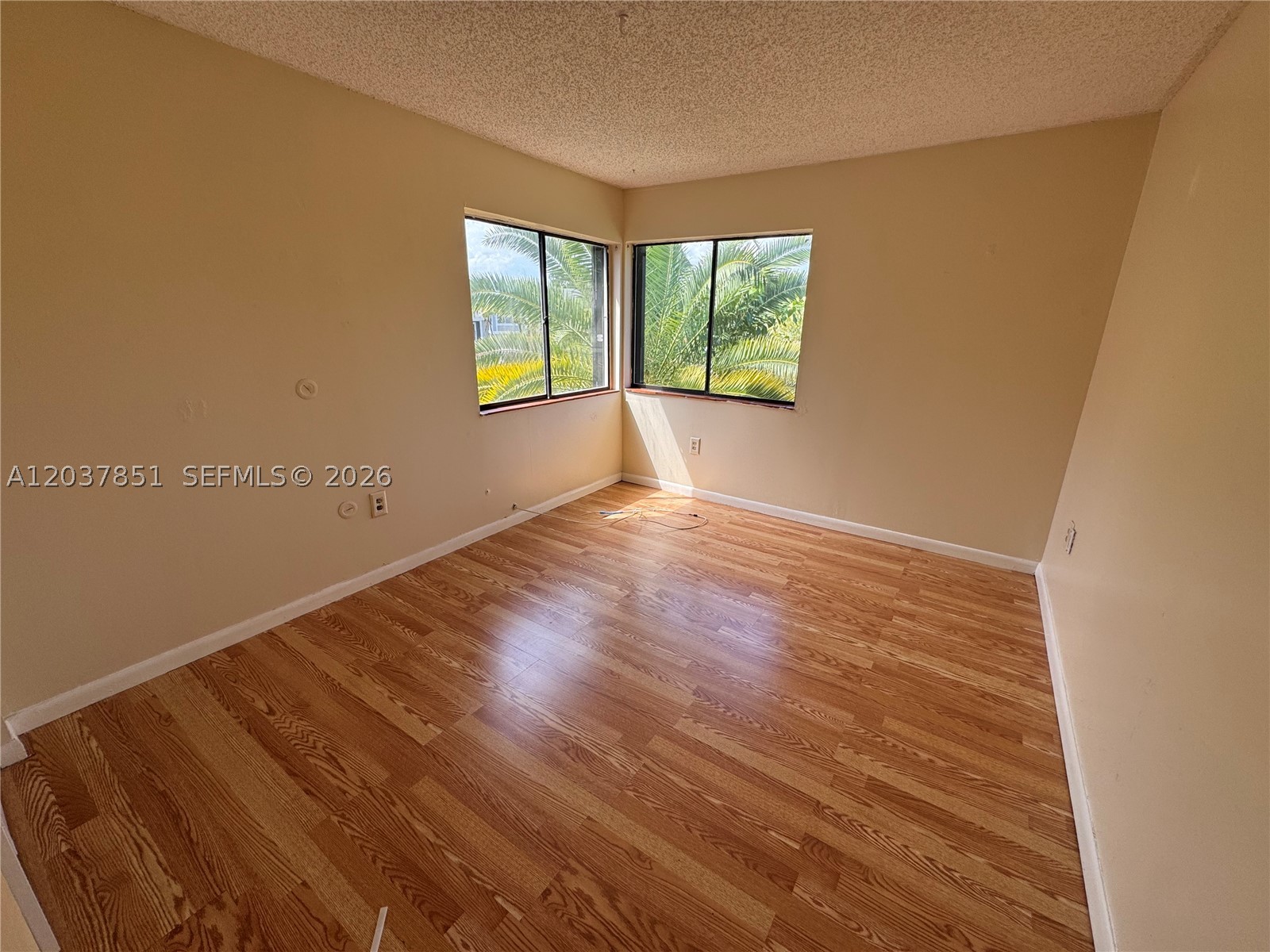 LAKES BY THE BAY SEC 2 - Residential Lease